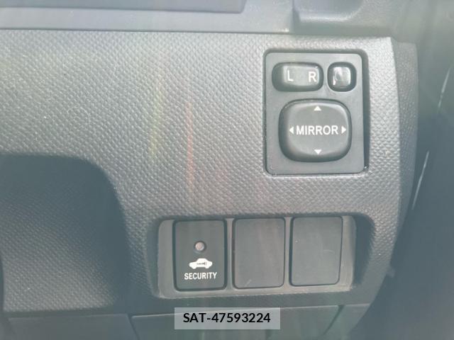 Toyota RACTIS 2008-07 8378988-17