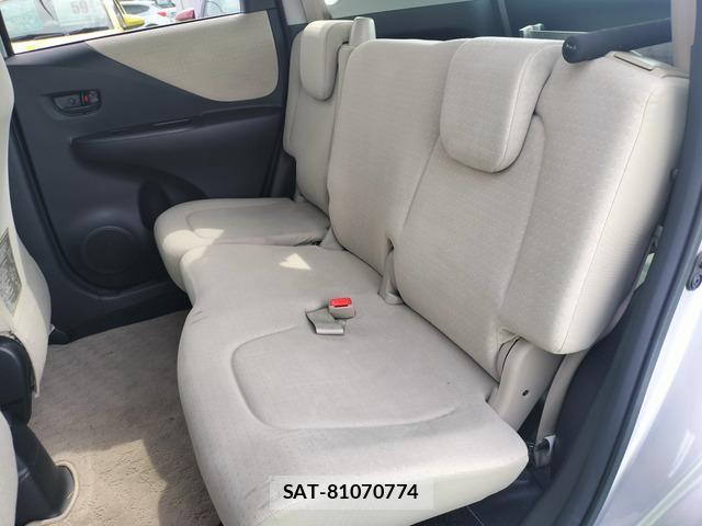 Toyota RACTIS 2010-02 8379214-13