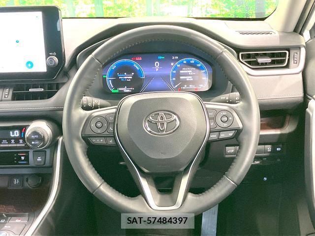 Toyota RAV4 2023-12 8378570-10