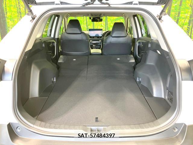 Toyota RAV4 2023-12 8378570-9