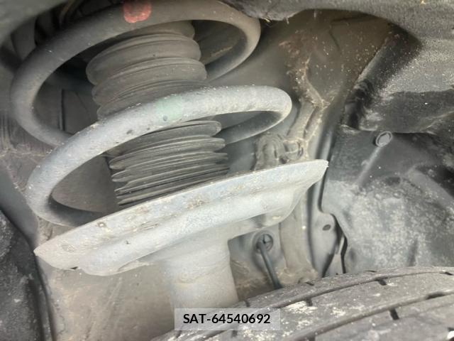 Toyota RAV4 2019-07 8379058-4