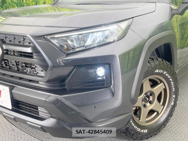 Toyota RAV4 2023-03 8379108-11