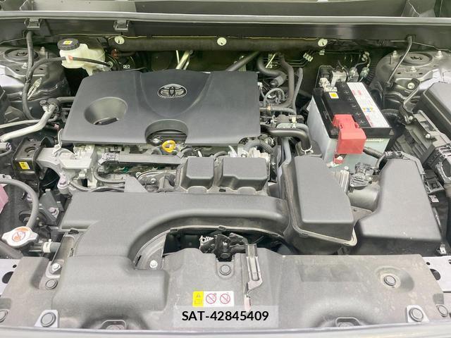 Toyota RAV4 2023-03 8379108-17