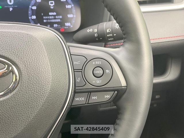 Toyota RAV4 2023-03 8379108-5