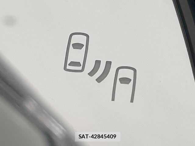 Toyota RAV4 2023-03 8379108-6