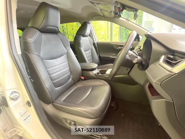 Toyota RAV4 2019-12 8379402-7