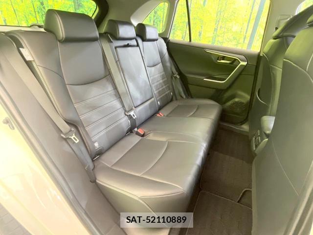 Toyota RAV4 2019-12 8379402-8