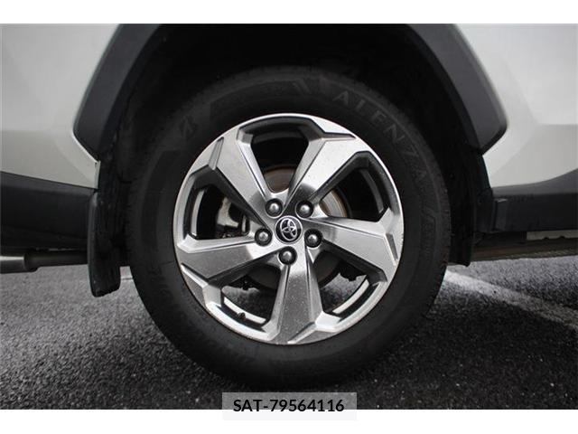 Toyota RAV4 2019-11 8379655-18