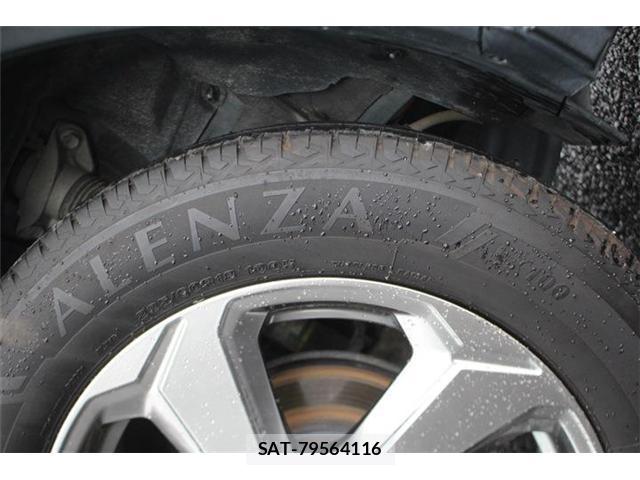 Toyota RAV4 2019-11 8379655-19