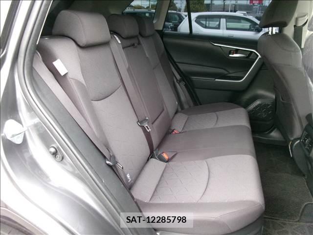 Toyota RAV4 2020-09 8379781-10