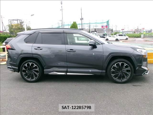 Toyota RAV4 2020-09 8379781-16