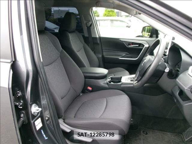 Toyota RAV4 2020-09 8379781-9