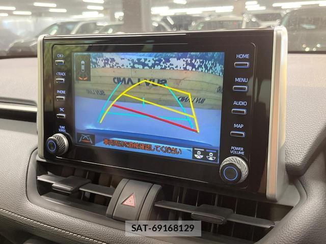 Toyota RAV4 2022-01 8379960-4