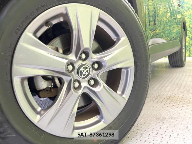 Toyota RAV4 2022-10 8380045-12