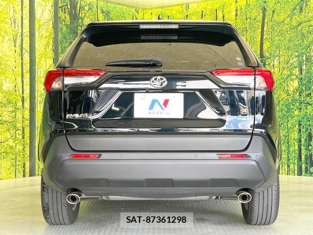 Toyota RAV4 2022-10 8380045-14