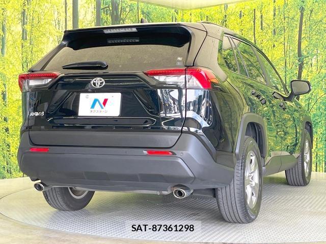 Toyota RAV4 2022-10 8380045-16