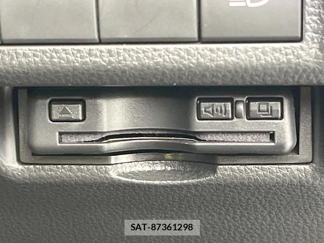 Toyota RAV4 2022-10 8380045-4