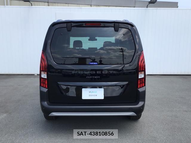 Peugeot Rifter 2025-09 8380108-7