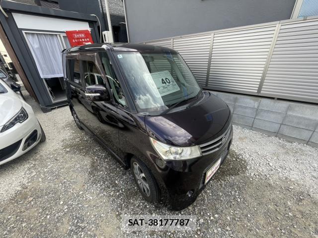 Nissan ROOX 2011-11 8378612-1