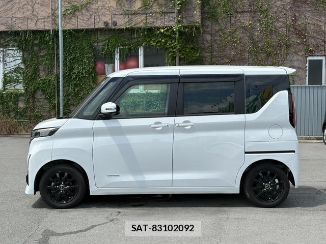 Nissan ROOX 2022-12 8378653-5