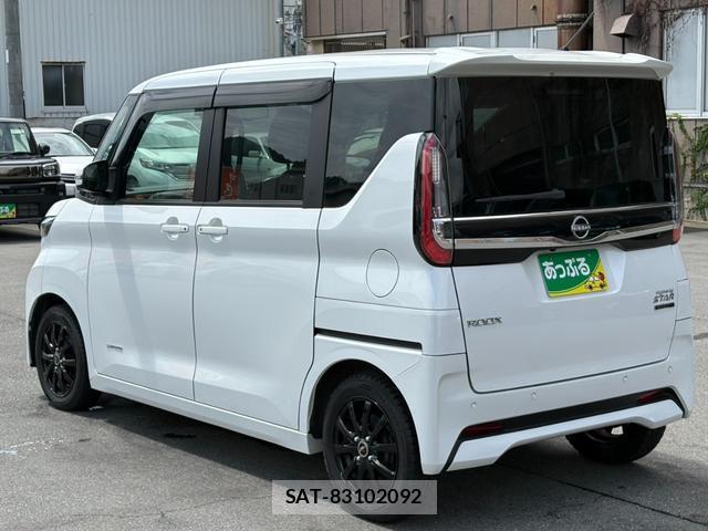 Nissan ROOX 2022-12 8378653-9