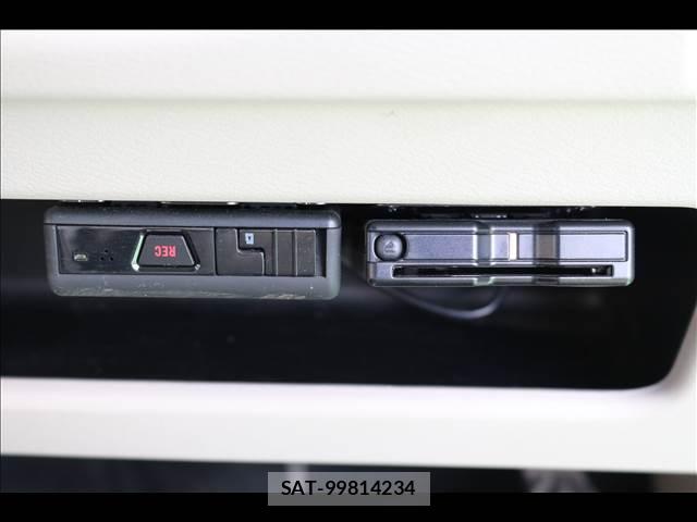 Nissan ROOX 2020-07 8379500-11