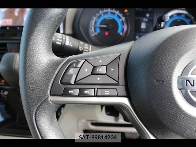 Nissan ROOX 2020-07 8379500-18