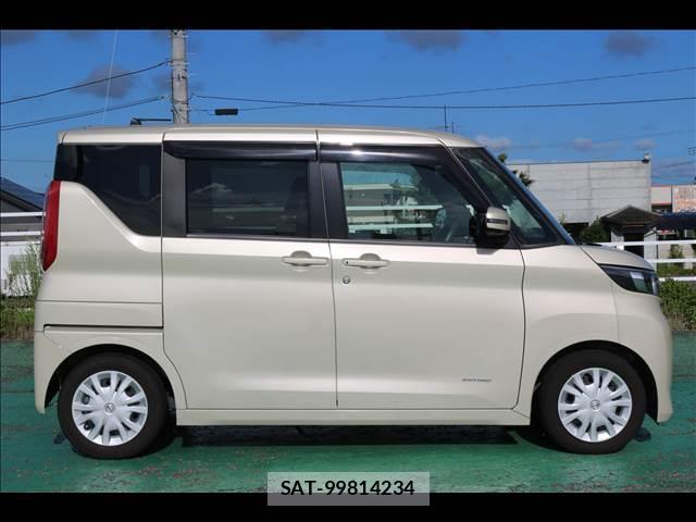 Nissan ROOX 2020-07 8379500-3