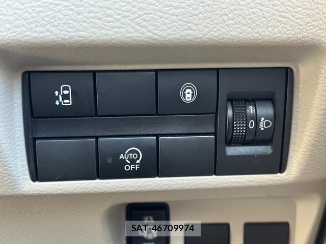 Nissan ROOX 2022-05 8379562-1