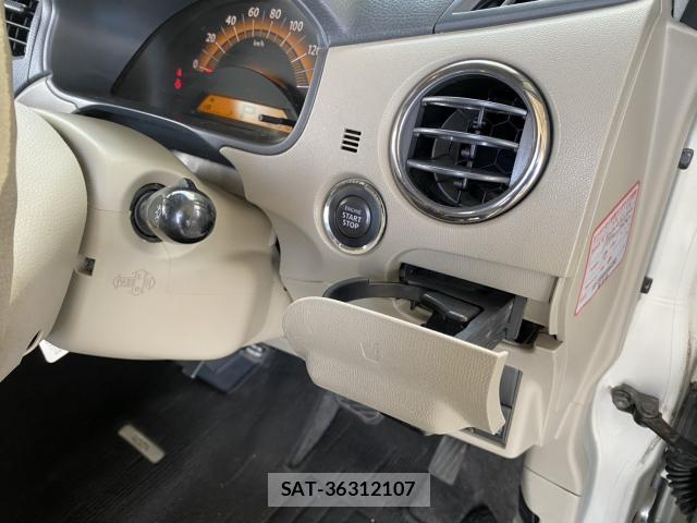 Nissan ROOX 2011-06 8380186-12