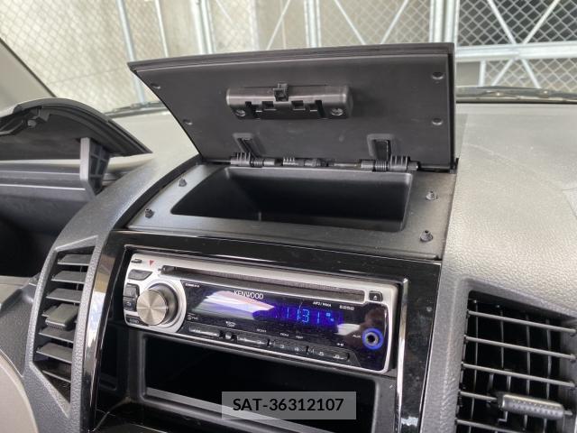Nissan ROOX 2011-06 8380186-13
