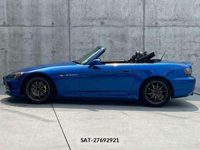 Honda S2000 2006-04 8379904-2