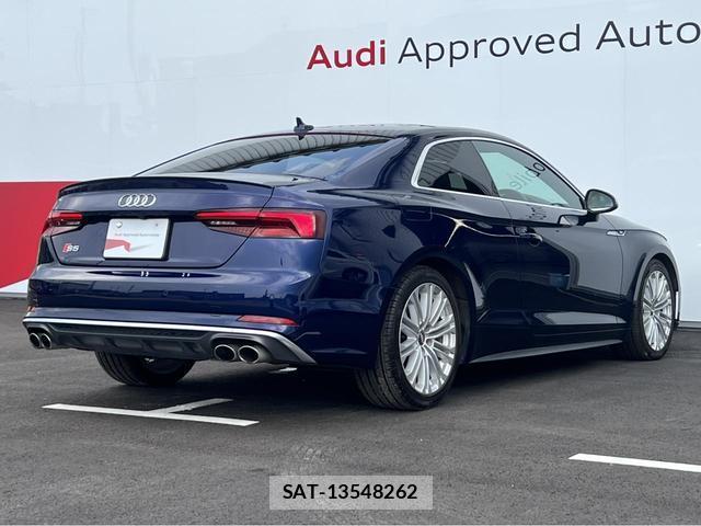 Audi S5 2017-12 8379352-2