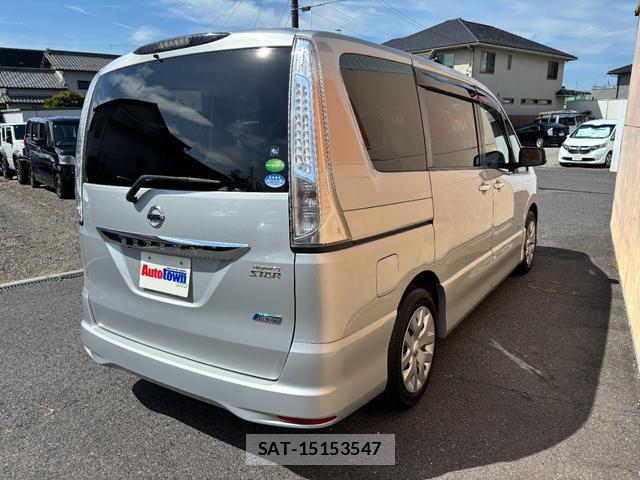 Nissan SERENA 2013-08 8378499-13
