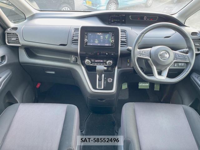 Nissan SERENA 2017-03 8378604-1
