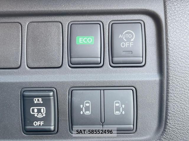 Nissan SERENA 2017-03 8378604-5