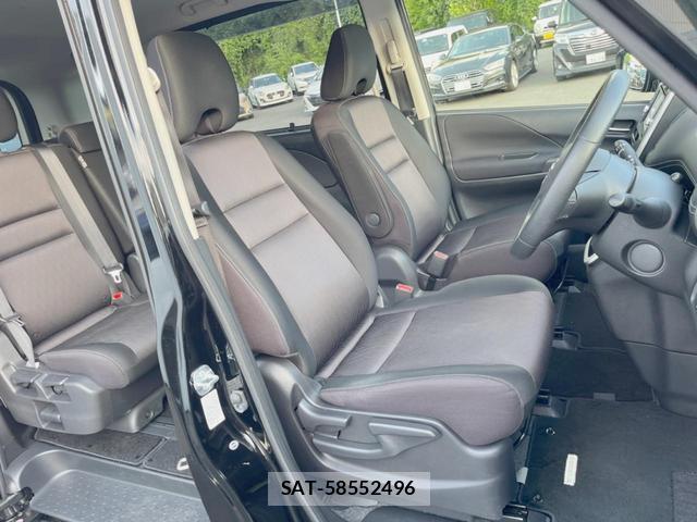 Nissan SERENA 2017-03 8378604-9