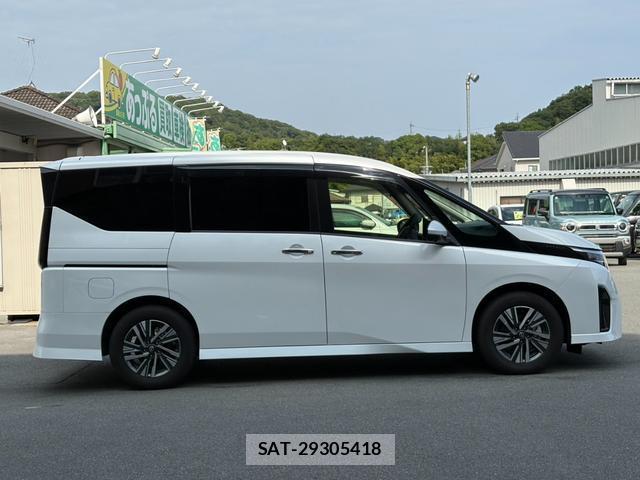 Nissan SERENA 2025-07 8378656-4