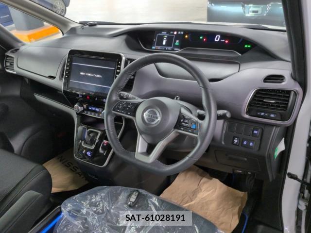 Nissan SERENA 2021-05 8378771-2