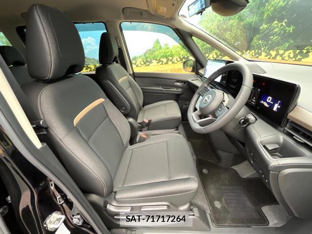 Nissan SERENA 2026-02 8379062-7