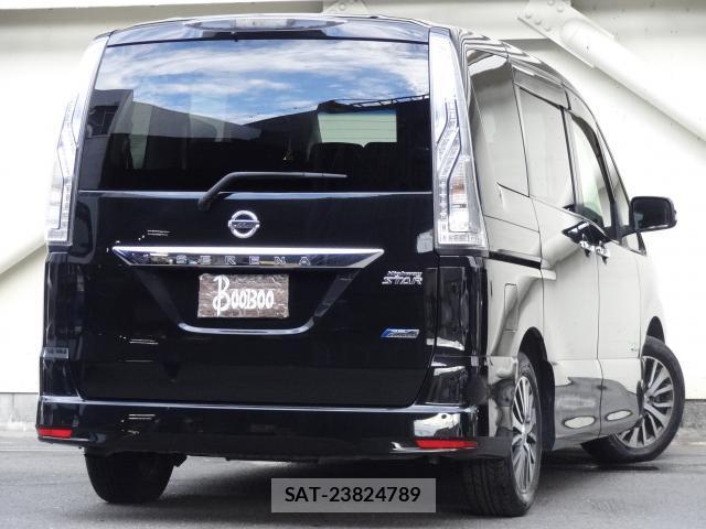 Nissan SERENA 2014-07 8379466-1