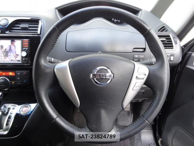 Nissan SERENA 2014-07 8379466-5