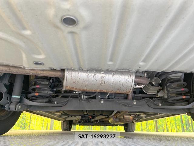 Nissan SERENA 2019-02 8380048-19