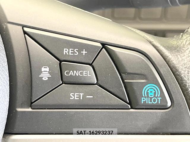 Nissan SERENA 2019-02 8380048-5