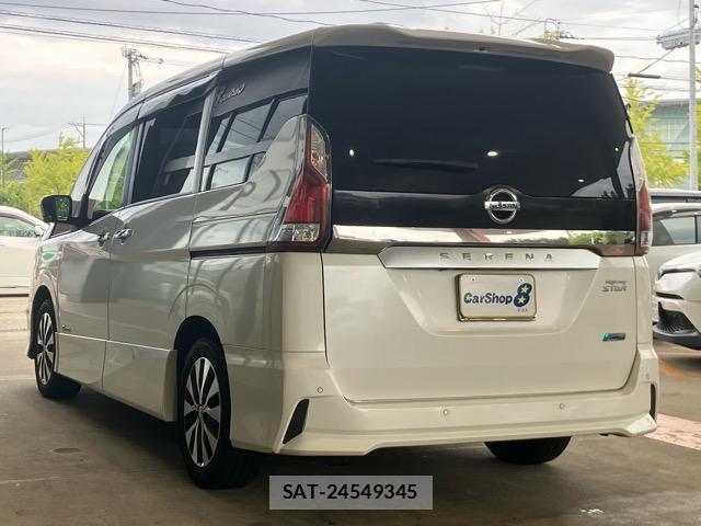 Nissan SERENA 2018-03 8380055-1