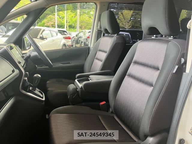 Nissan SERENA 2018-03 8380055-6
