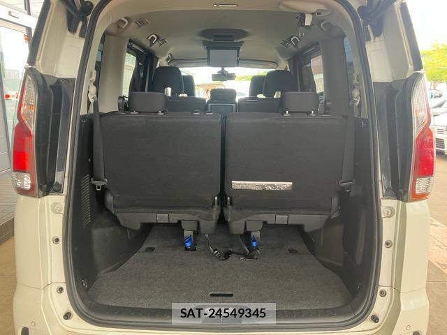 Nissan SERENA 2018-03 8380055-9