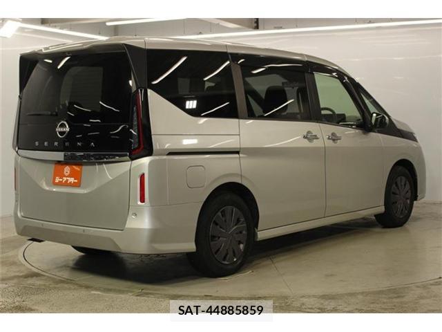 Nissan SERENA 2023-06 8380073-4