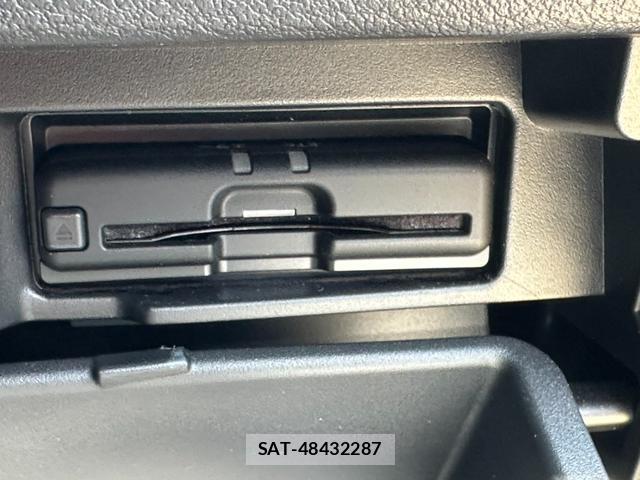 Nissan SERENA 2021-05 8380132-7