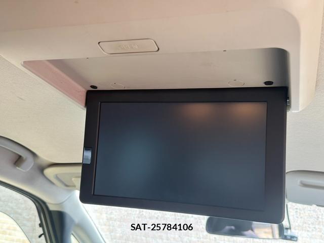 Nissan SERENA 2017-12 8380134-12